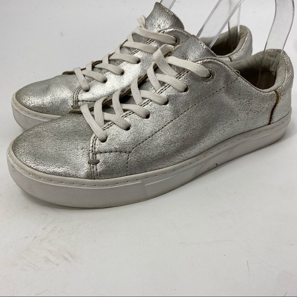 Toms silver metallic leather Lenox sneaker 8.5